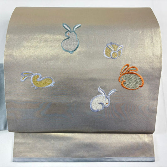 【美品】名古屋帶 秀品級 關西仕立 單層 兔子 金金箔 刺繡 青灰色 純蠶絲