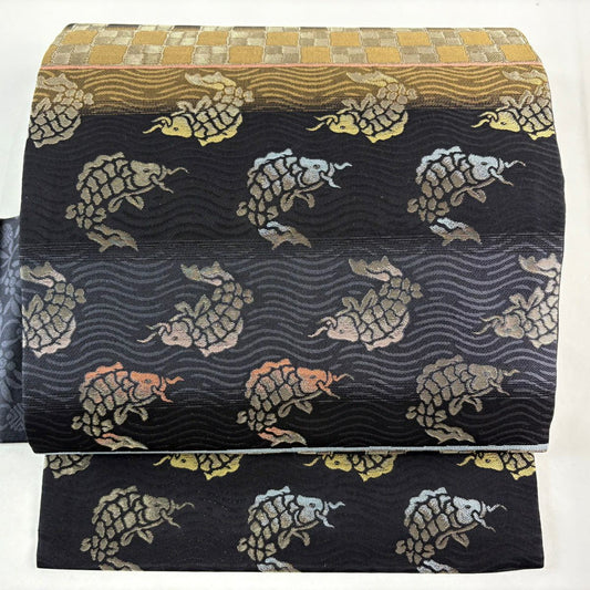 【美品】名古屋帶 秀品級 荒磯 市松樹 金銀絲 黑 純蠶絲