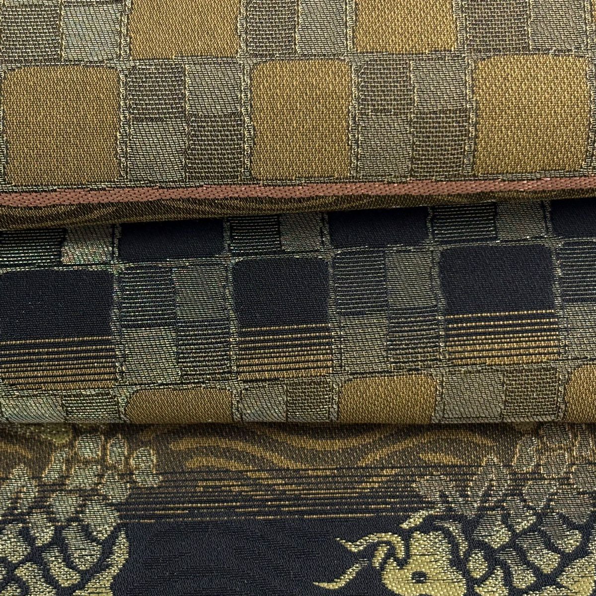 【美品】名古屋帶 秀品級 荒磯 市松樹 金銀絲 黑 純蠶絲