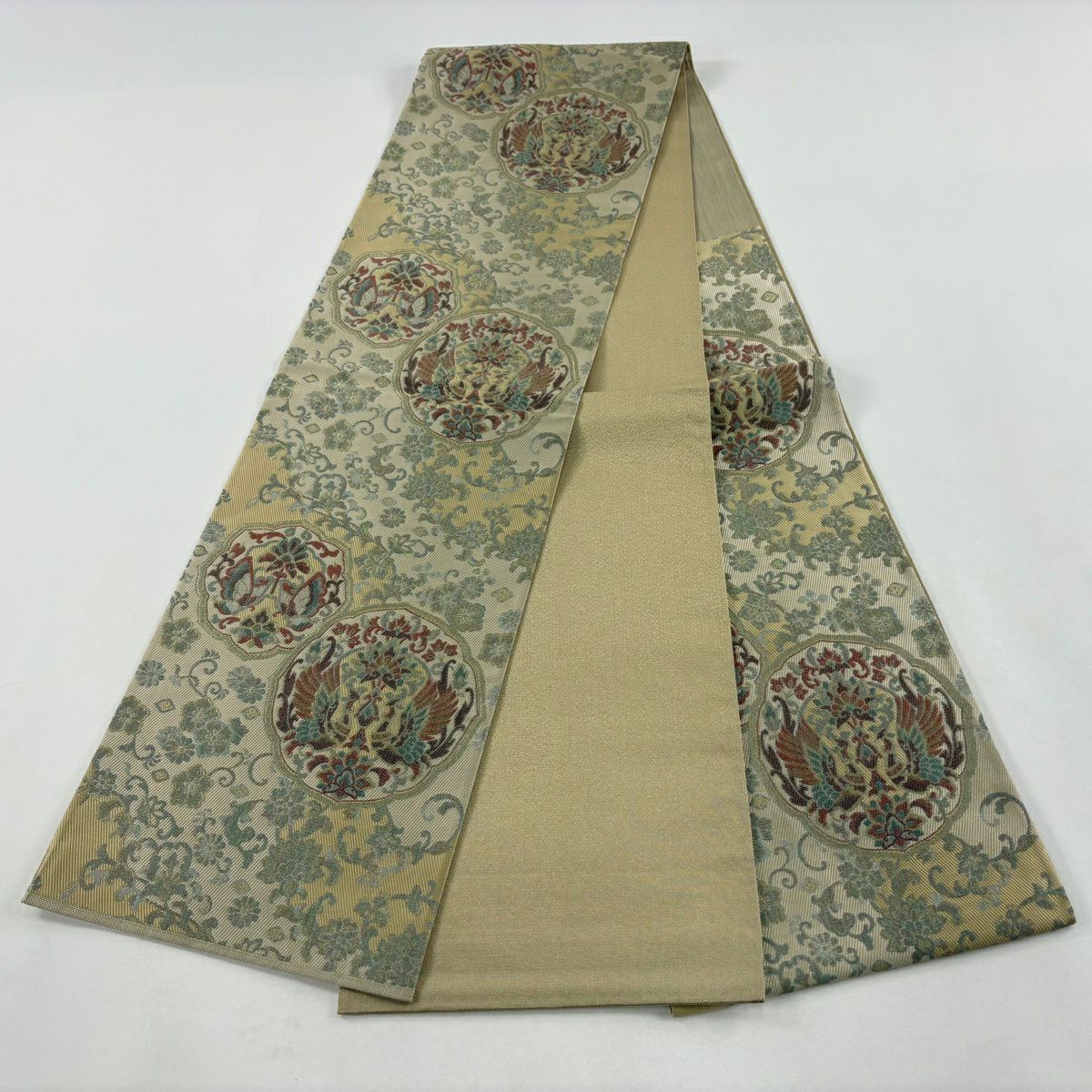 【美品】 袋帶 秀品級 向鳥 蝴蝶 金絲 米色 六通 純蠶絲
