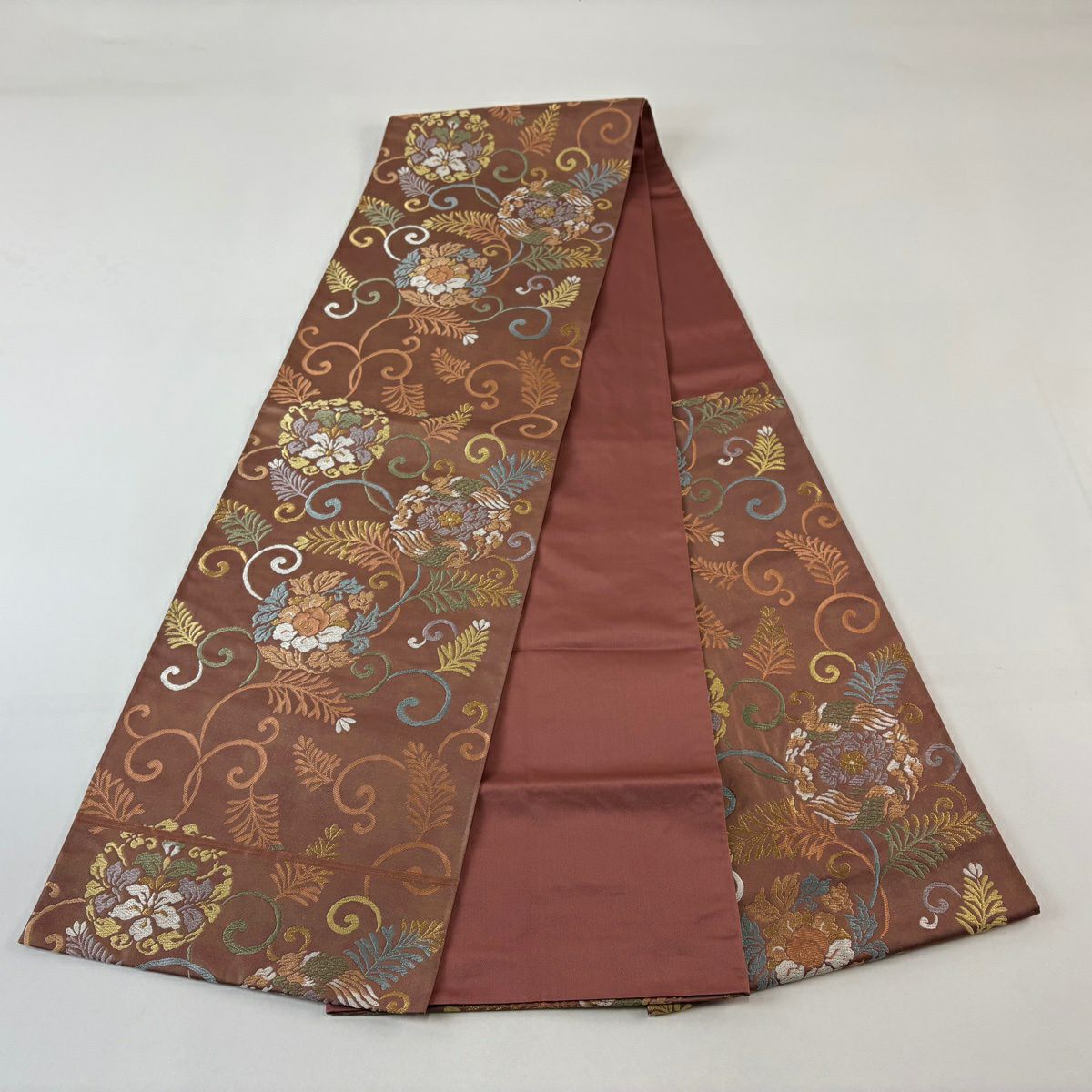 【美品】 袋帶 秀品級 唐草紋 花鳥 金糸 金金箔 茶 六通 純蠶絲