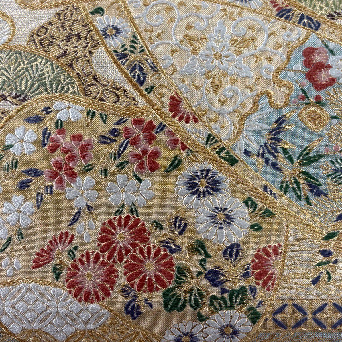 【美品】 袋帶 秀品級 松樹竹子梅花 青海波 金銀糸 金金箔 米色 六通 純蠶絲
