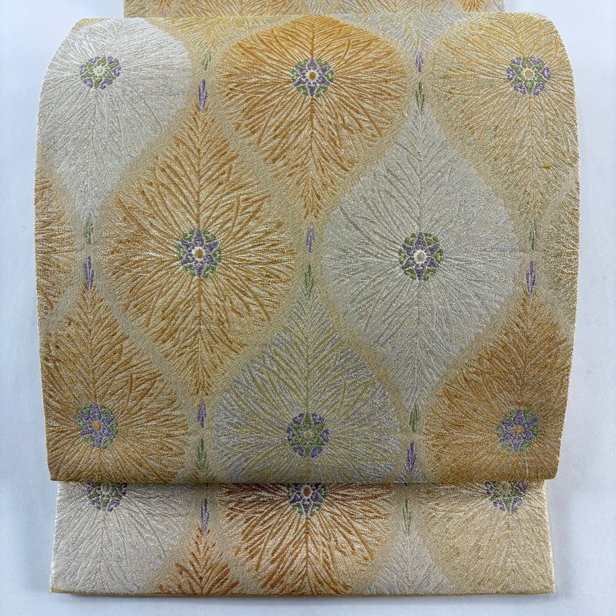 【美品】 袋帶 秀品級 花 立涌 金銀糸 金金箔 金色 六通 純蠶絲