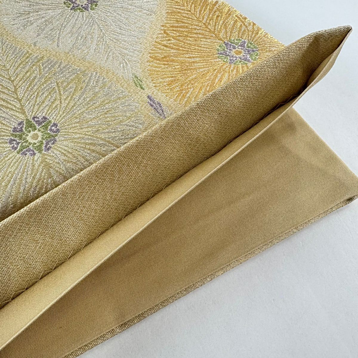 【美品】 袋帶 秀品級 花 立涌 金銀糸 金金箔 金色 六通 純蠶絲