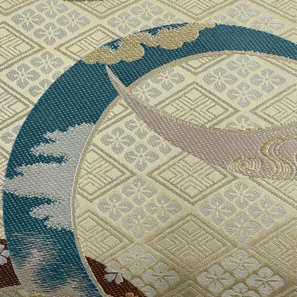 【美品】 袋帶 秀品級 草花紋紋 霞 金絲 米色 六通 純蠶絲