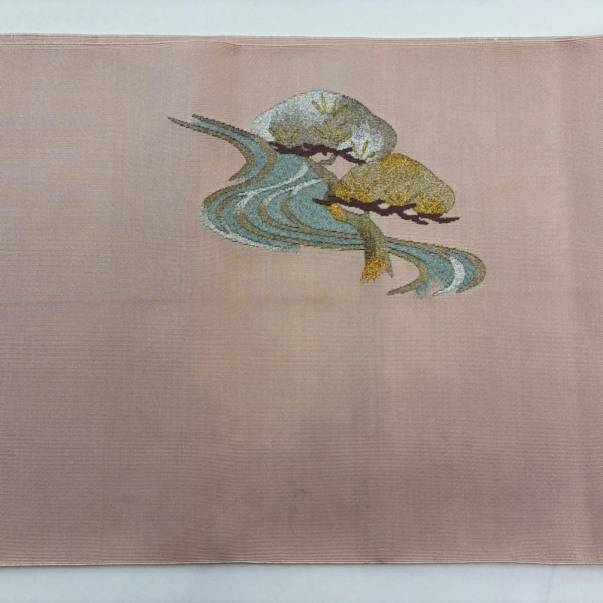 名古屋帶 秀品級 八寸名古屋帶 松樹葉仕立 松樹 流水 金銀彩 綴織 粉紅 純蠶絲
