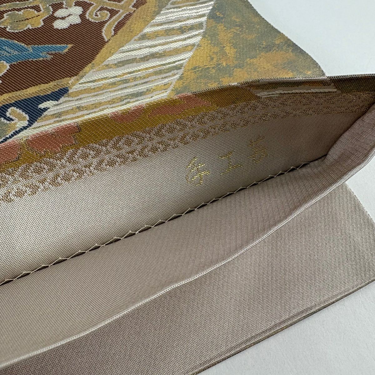【美品】 袋帶 秀品級 服部織物 落款あり 琥珀錦 手工藝 鳥 草花紋紋 金金箔 金絲 金茶 六通 純蠶絲