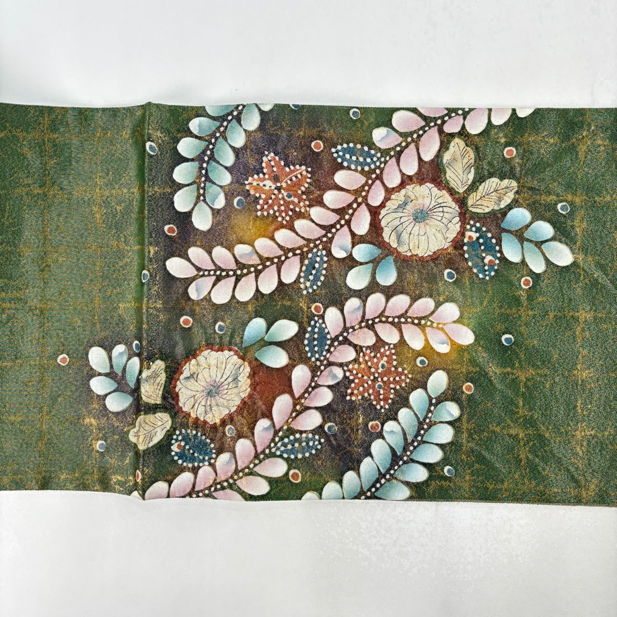【美品】 袋帶 名品級 落款あり 辻花染 金金箔 鶯色 お太鼓柄 純蠶絲