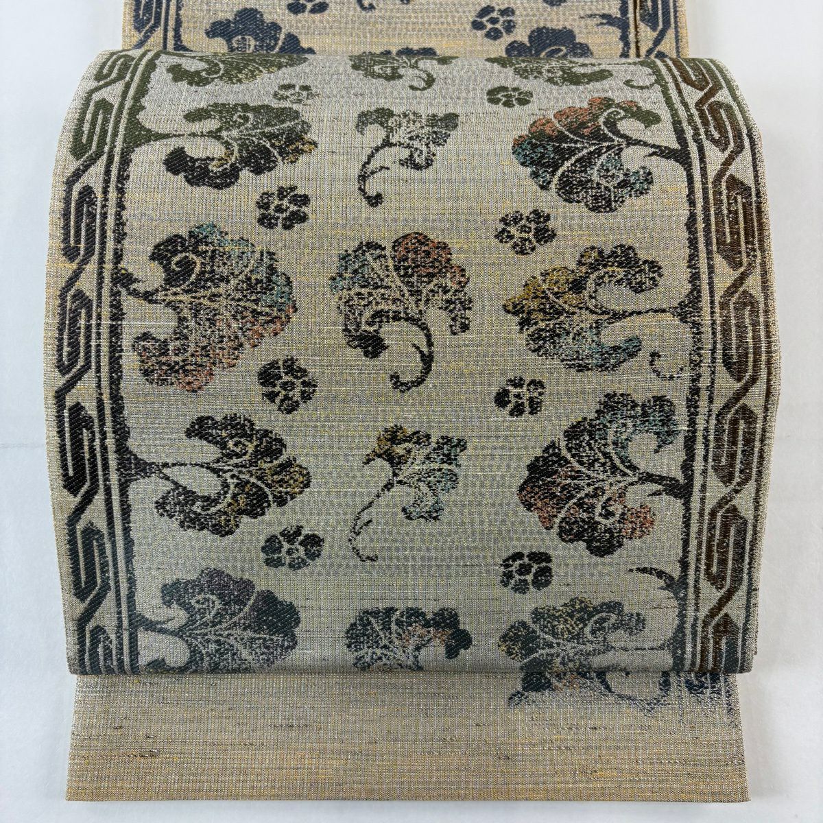 【美品】 袋帶 名品級 葉花 金金箔 米色 六通 純蠶絲