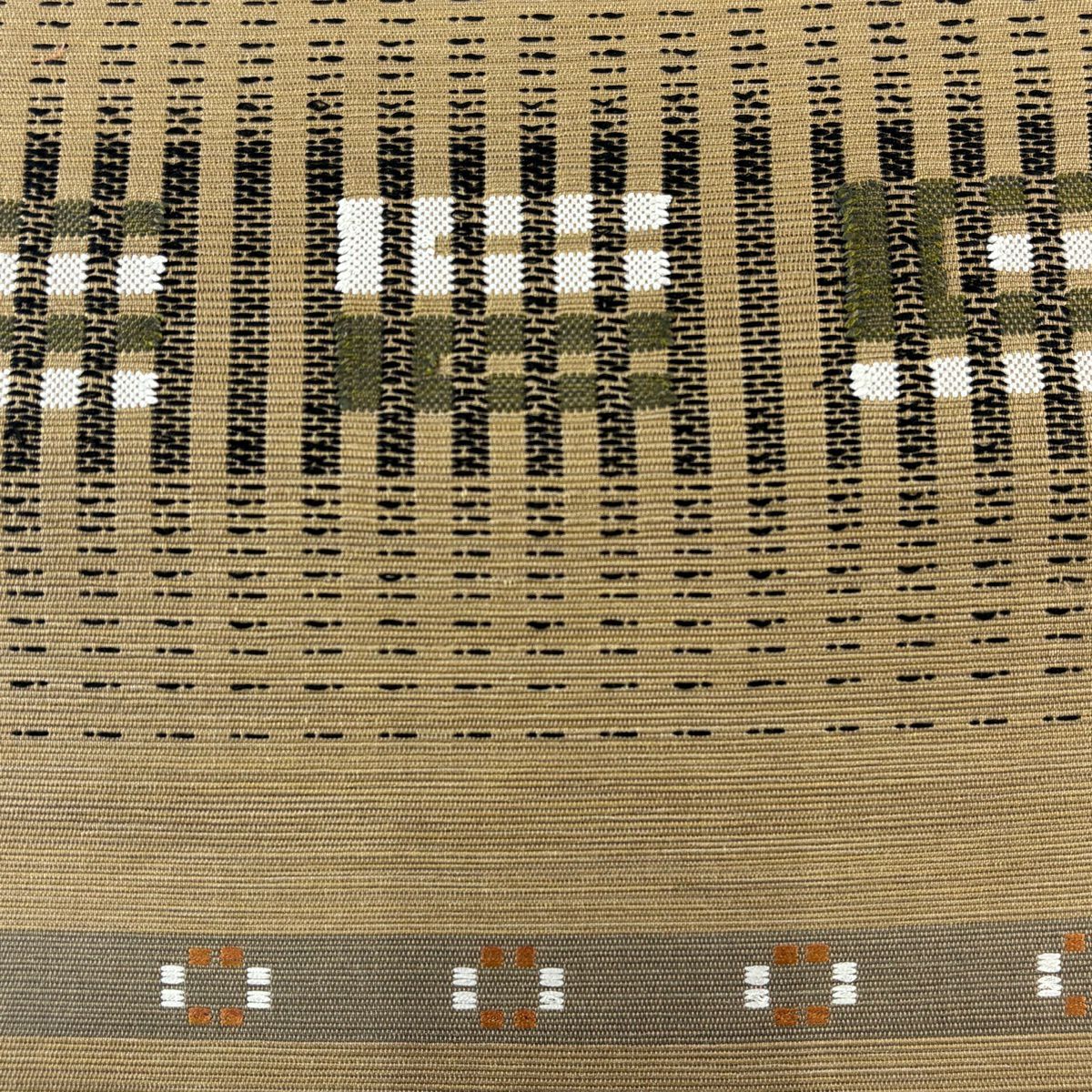 【美品】 袋帶 名品級 條紋 幾何圖案 米色 大鼓圖案 純蠶絲