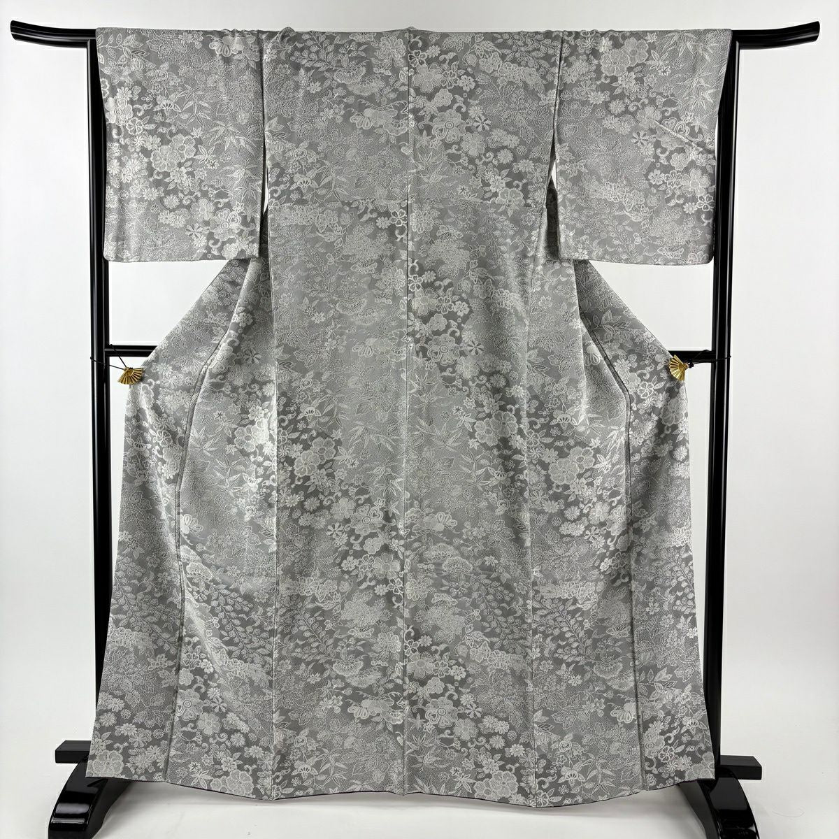 【美品】 小紋 身長163.5cm 袖長65.5cm M 雙層 紋意匠 草花紋紋 笠松樹 灰色 純蠶絲 名品級