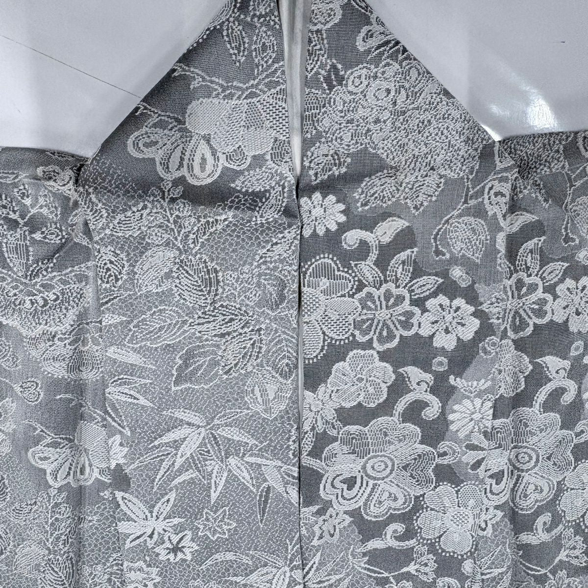 【美品】 小紋 身長163.5cm 袖長65.5cm M 雙層 紋意匠 草花紋紋 笠松樹 灰色 純蠶絲 名品級