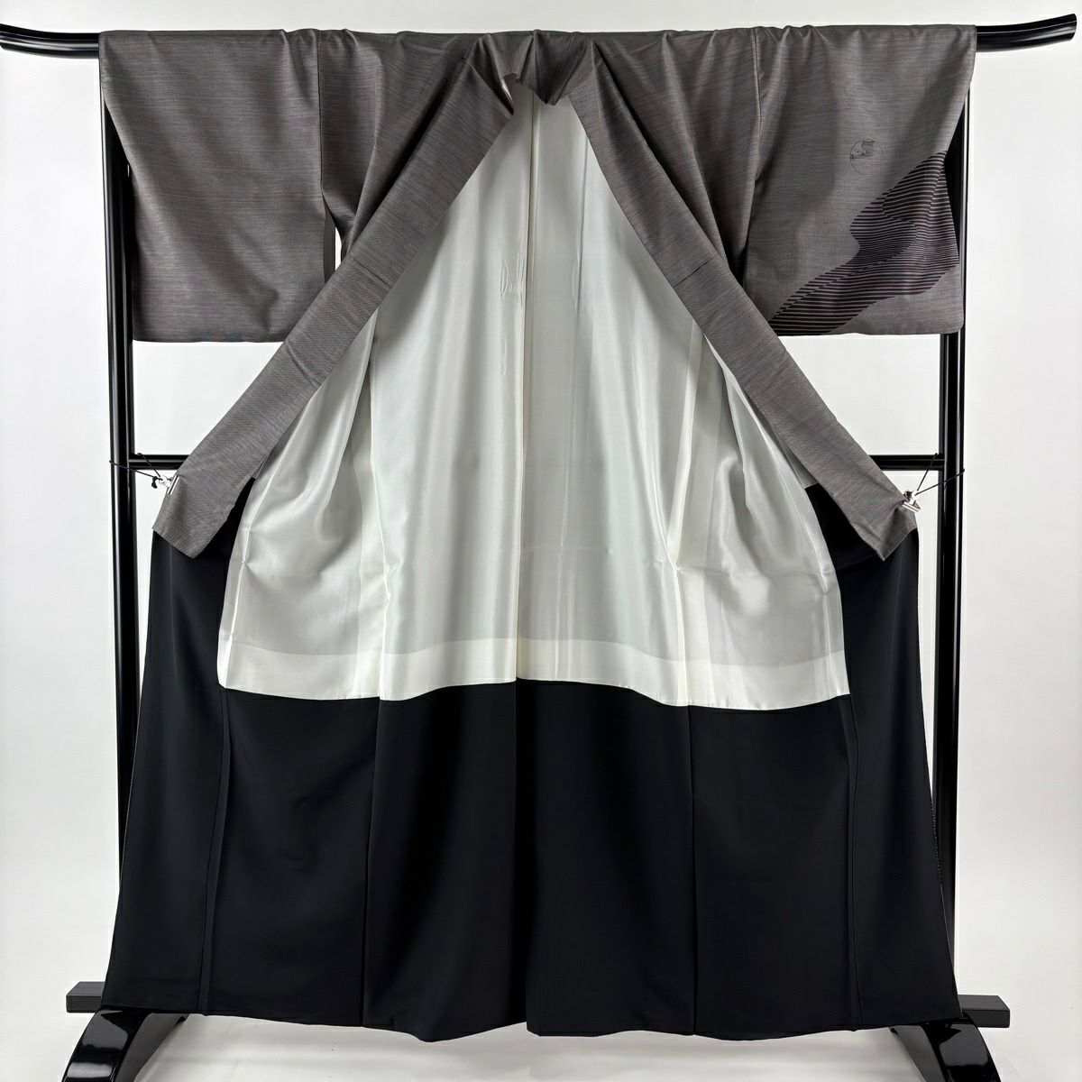 【美品】 付下 身長161cm 袖長68.5cm L 雙層 紬織織 林淳一 落款あり 波 流水 金金箔 金銀彩 黑灰 純蠶絲 名品級
