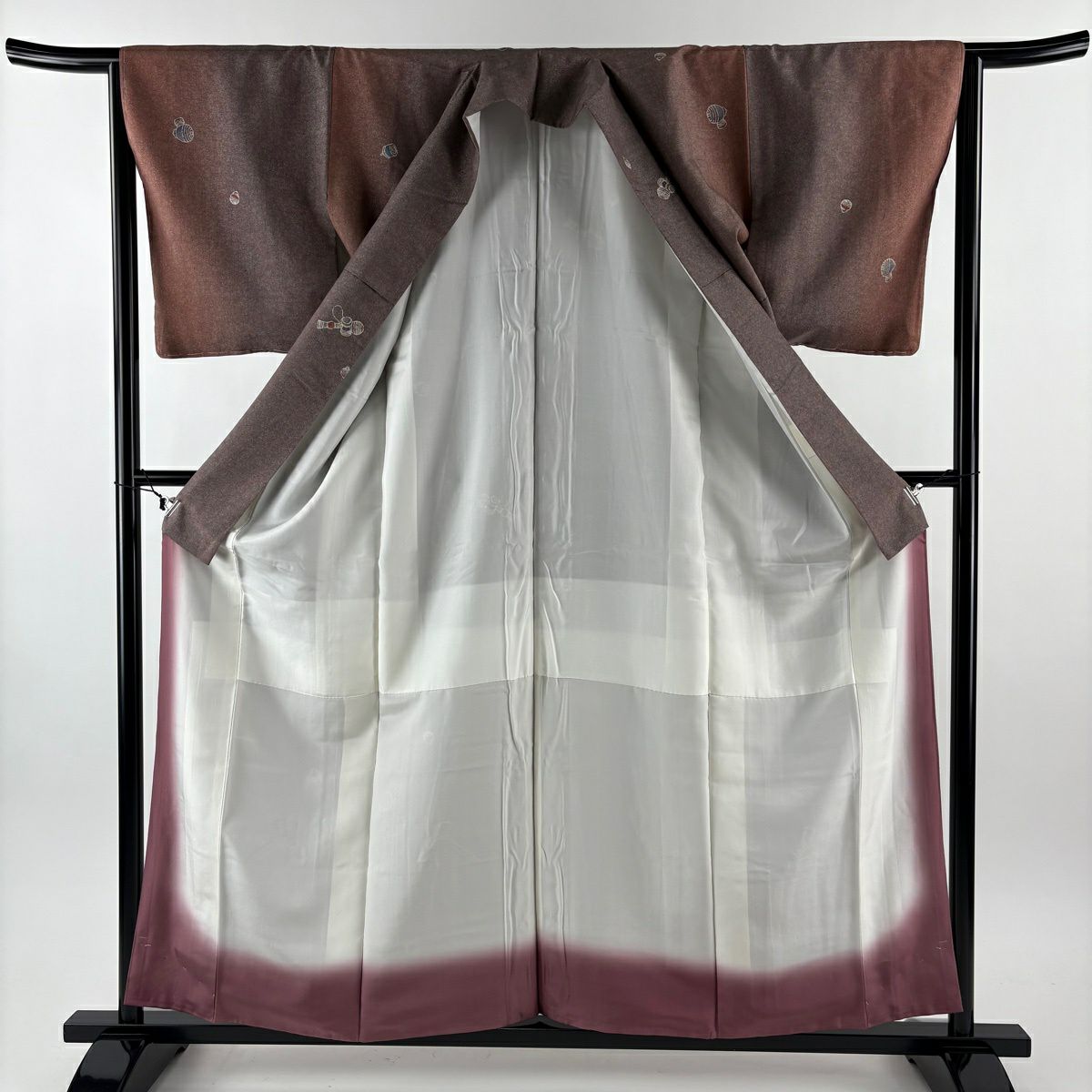 【美品】 小紋 身長158.5cm 袖長64cm M 雙層 紬織織 大和 けん玉 駒 銀通し 漸層 小豆 純蠶絲 優品級