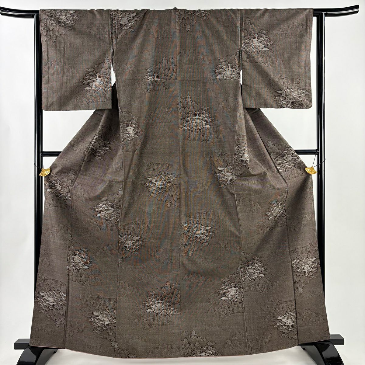 【美品】 大島紬織 身長165.5cm 袖長64cm M 雙層 純泥染 證書附帶 建築 樹木 焦茶 純蠶絲 優品級