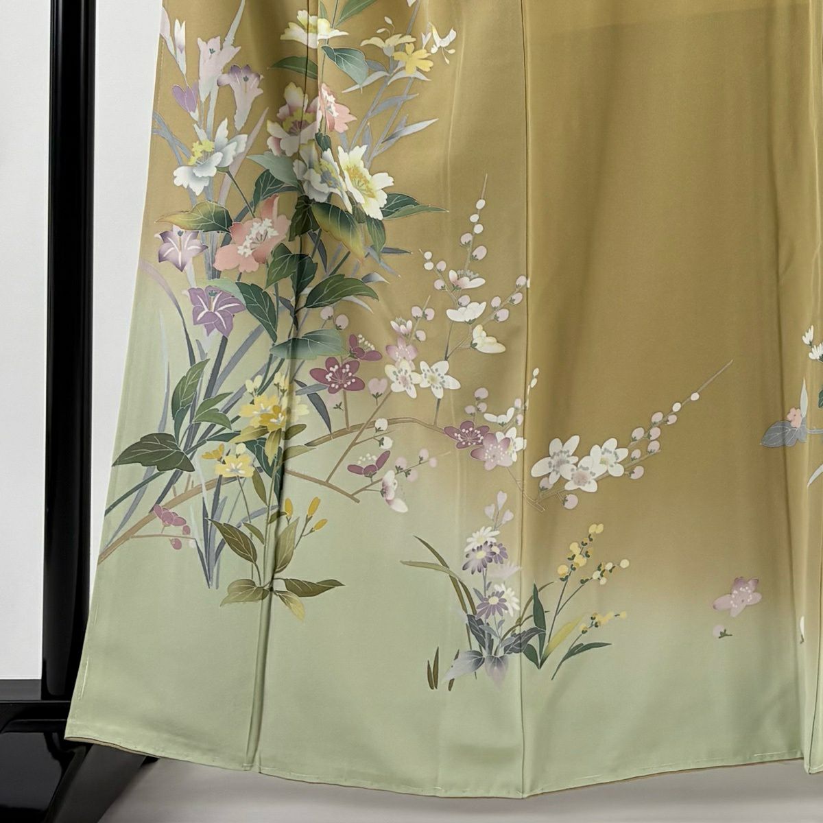 【美品】訪問服 身長163.5cm 袖長67cm M 雙層 落款あり 草花紋紋 枝梅花 染分 ぼかし 淡茶 純蠶絲 秀品級