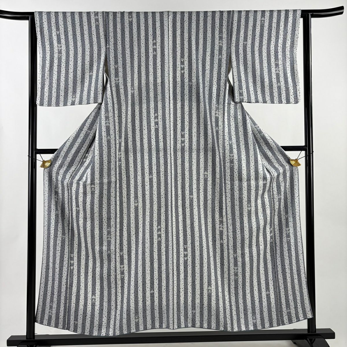 【美品】 小紋 身長153.5cm 袖長63.5cm S 雙層 縞 幾何圖案 灰白 純蠶絲 秀品級