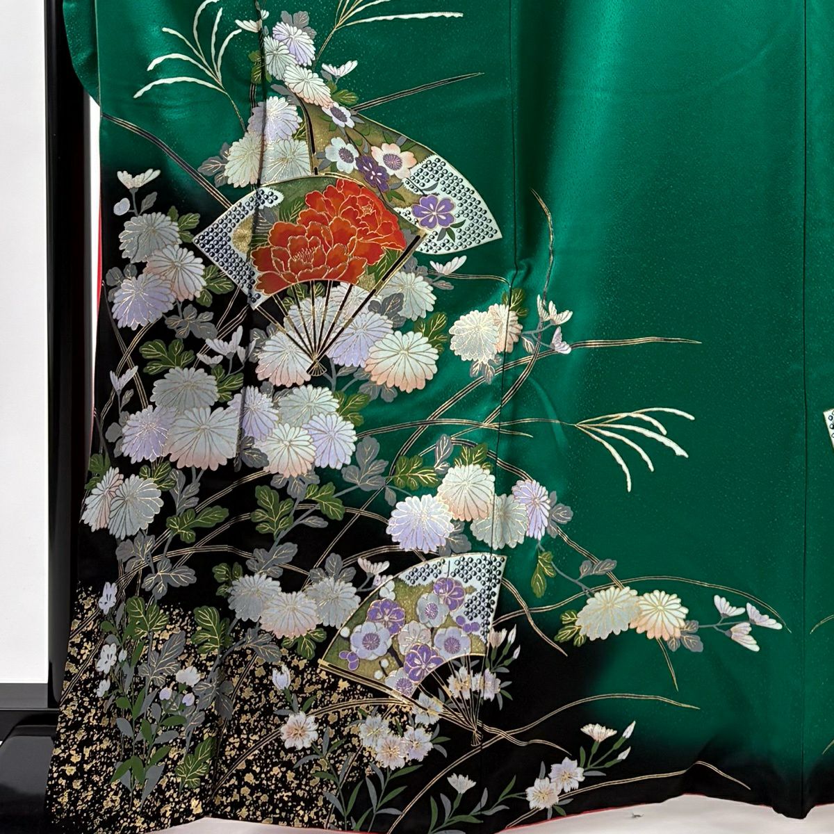 振袖禮服 身長166.5cm 袖長67cm M 雙層 扇子 菊花 金彩裝飾 染分 綠 純蠶絲 秀品級