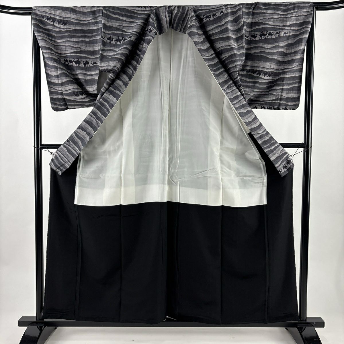 【美品】 紬織 身長159cm 袖長65cm M 雙層 駱駝 砂漠 黑灰 純蠶絲 名品級