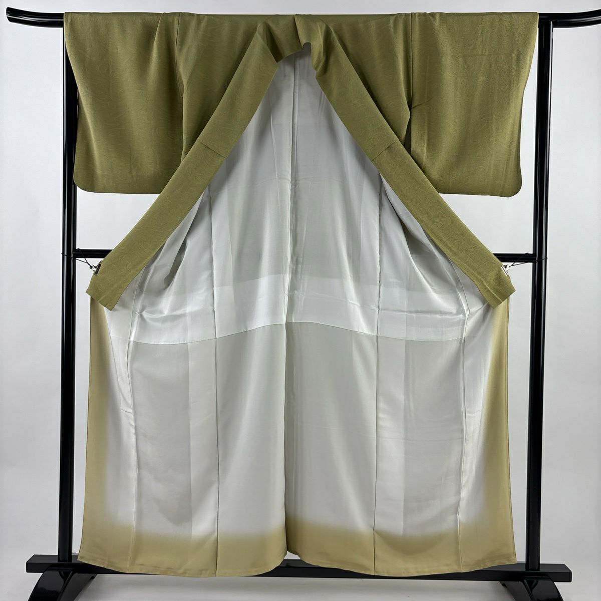 【美品】 小紋 身長158cm 袖長65cm M 雙層 墨流紋 縮緬 鶯色 純蠶絲 名品級