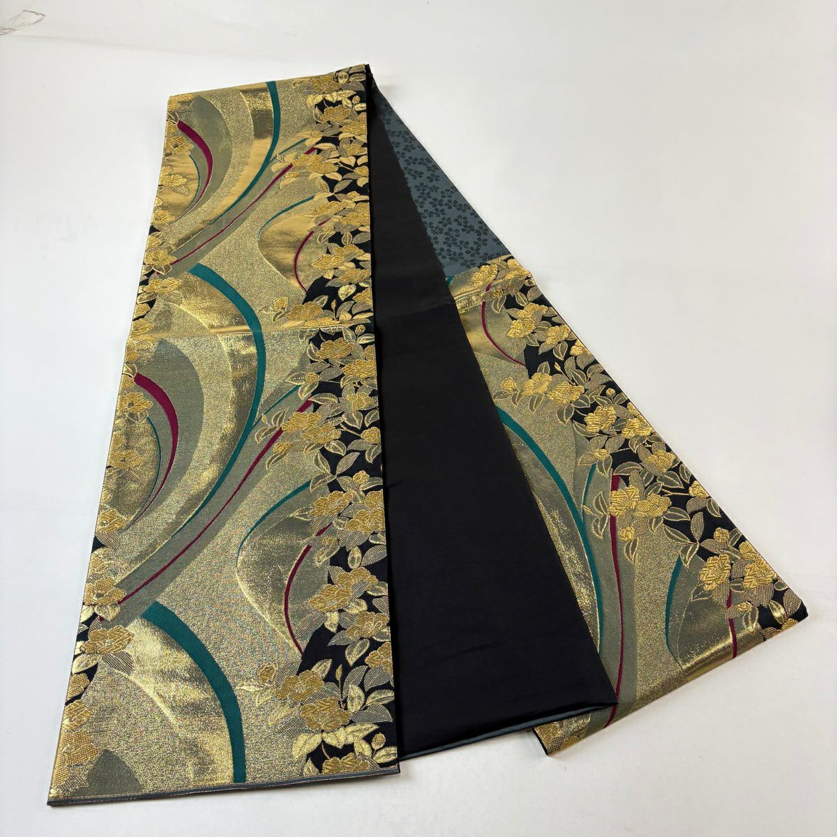 【美品】 袋帶 秀品級 椿 幾何學 金金箔 金絲 金 六通 純蠶絲