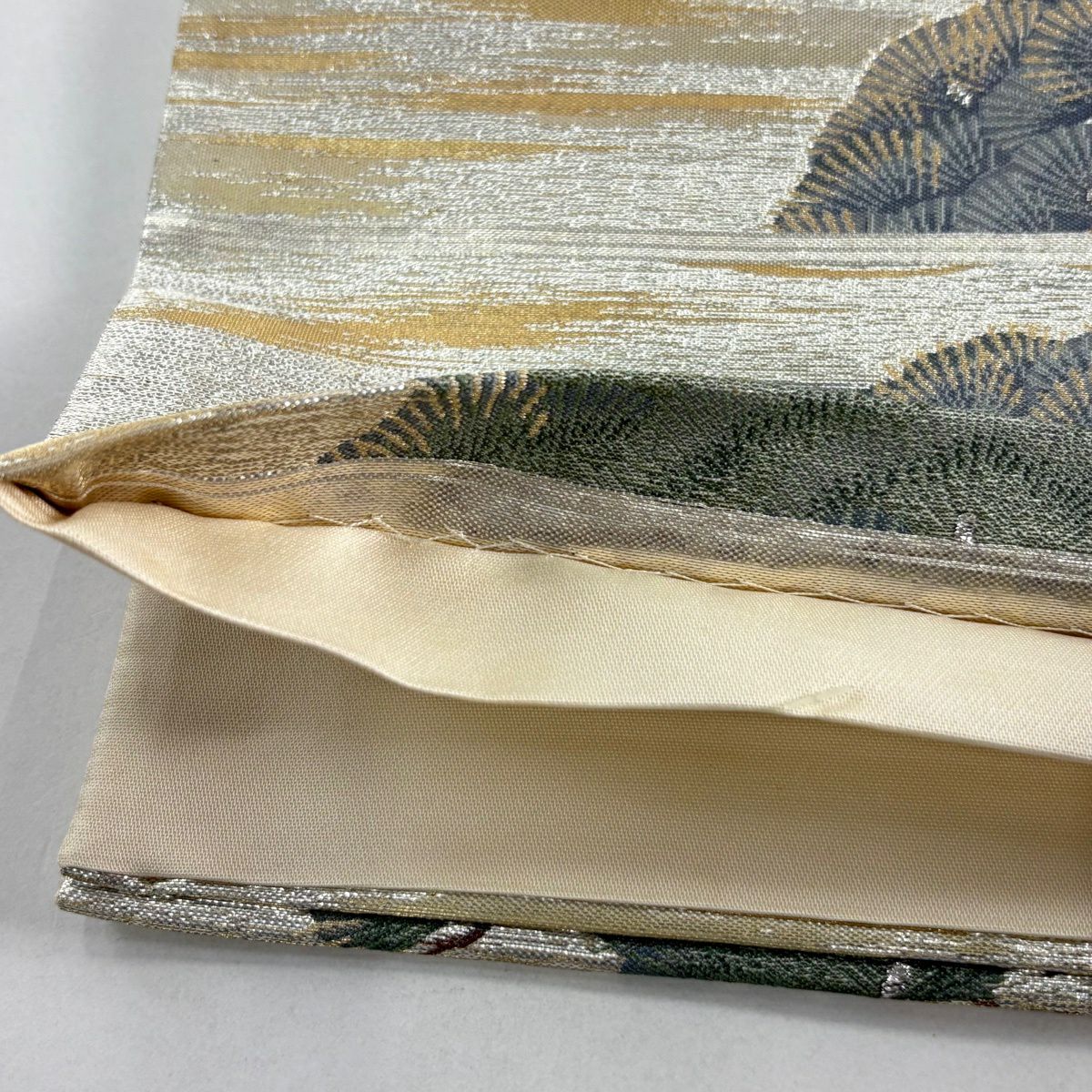 【美品】 袋帶 秀品級 山 松樹 金絲 金金箔 黃土 深色 六通 純蠶絲