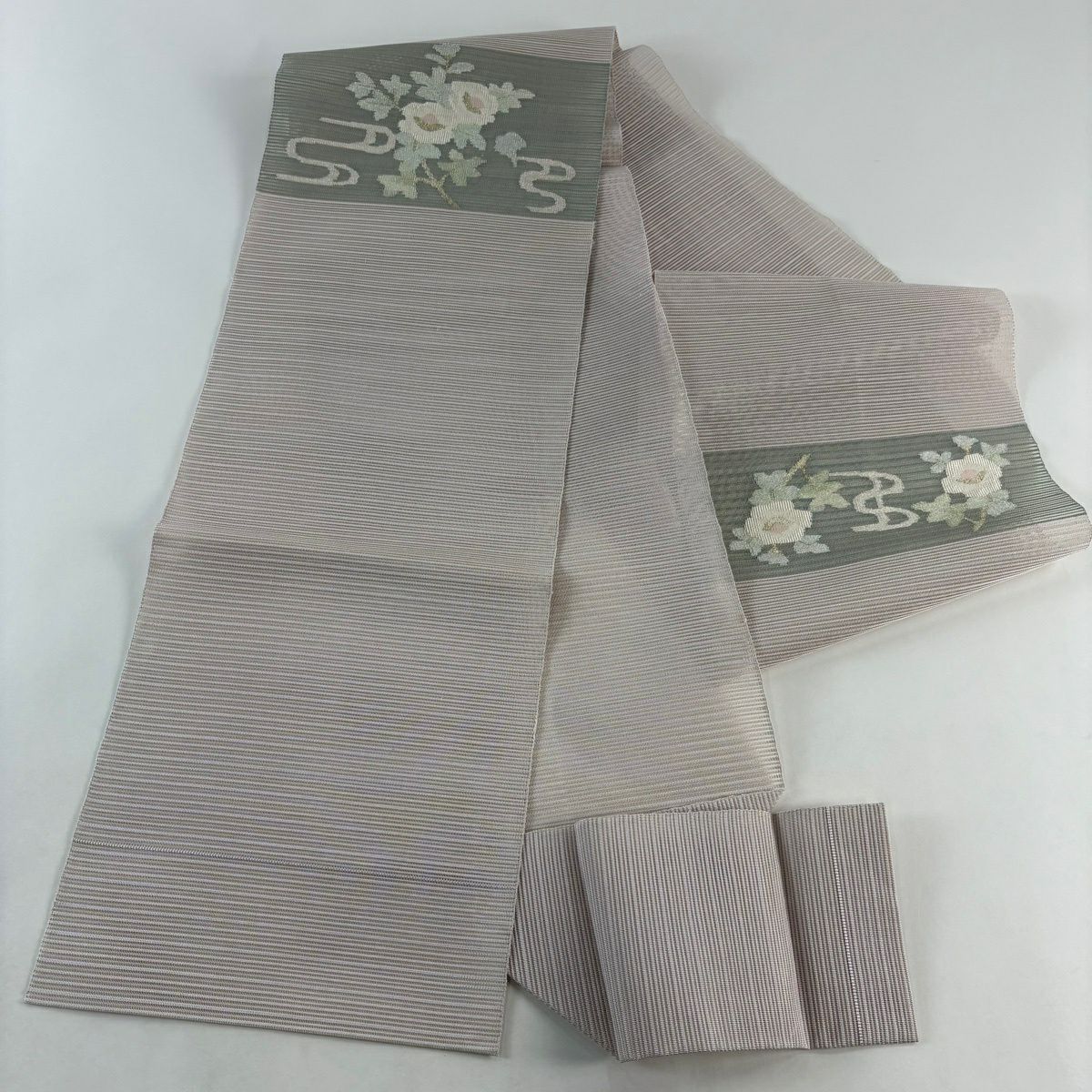 【美品】名古屋帶 秀品級 夏帶 絽 八寸名古屋帶 松樹葉仕立 草花紋紋 流水 金銀彩 灰綠 純蠶絲