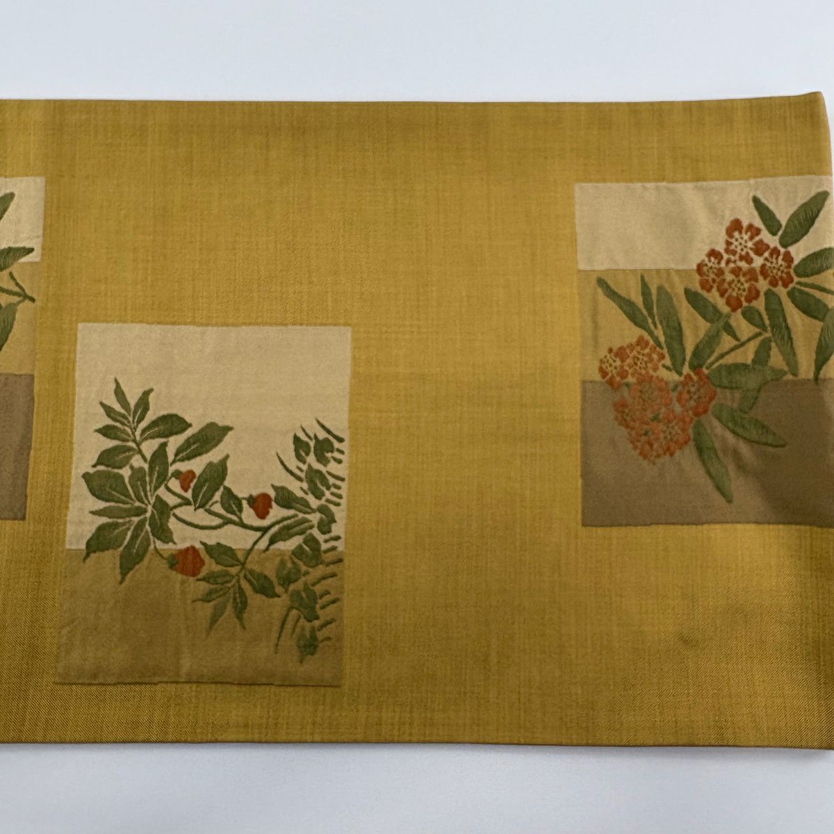 【美品】 袋帶 秀品級 木屋太 落款 草花紋 色紙 黃土色 六通 純蠶絲