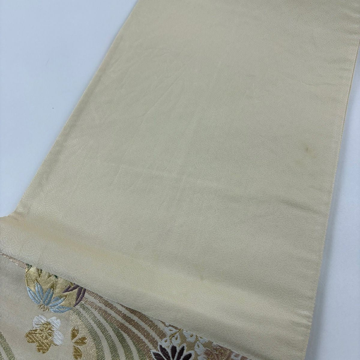【美品】 袋帶 秀品級 花丸紋 流水 金絲 金金箔 米色 六通 純蠶絲