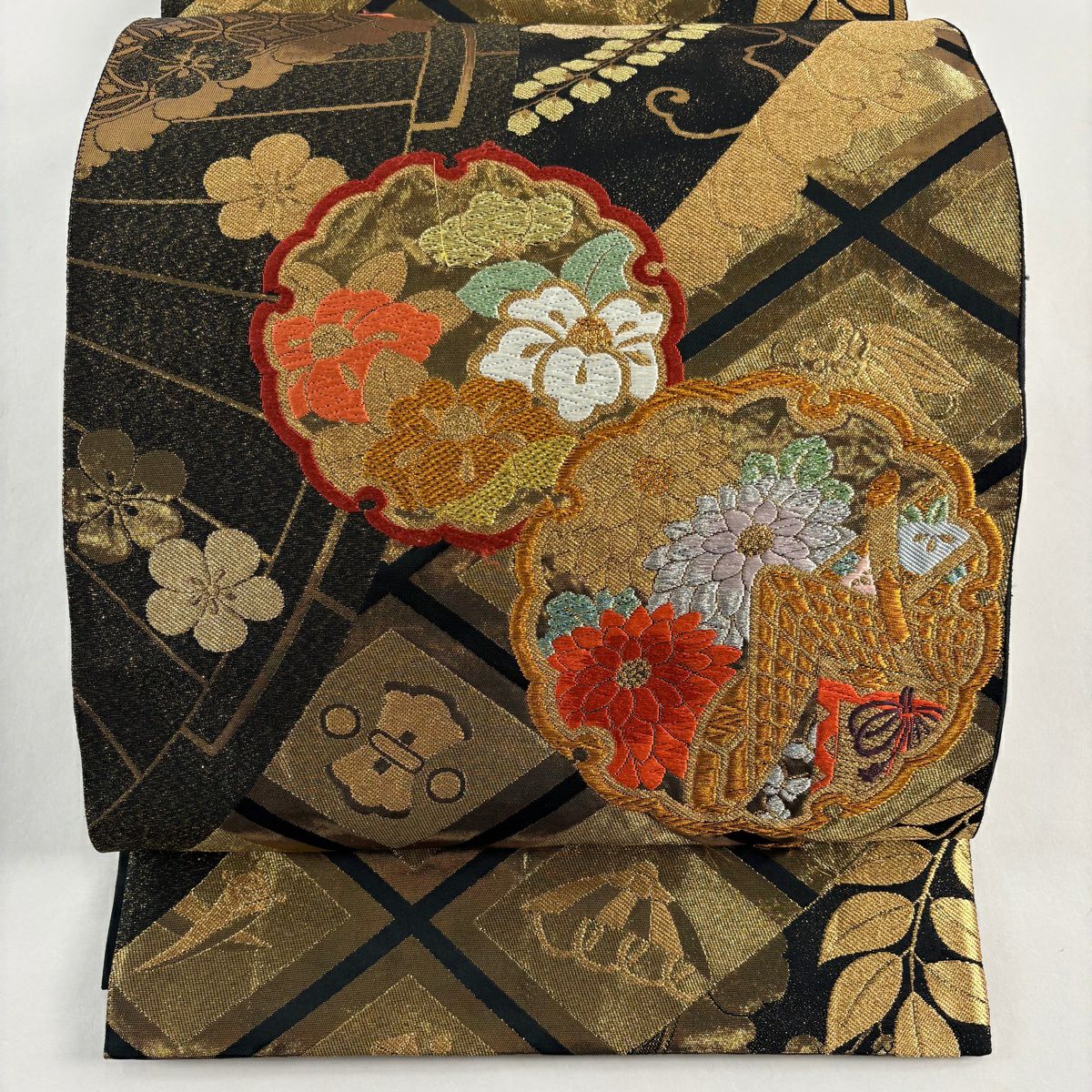 袋帶 秀品級 雪輪 草花紋刺繡 金銀彩 黑 全通 純蠶絲