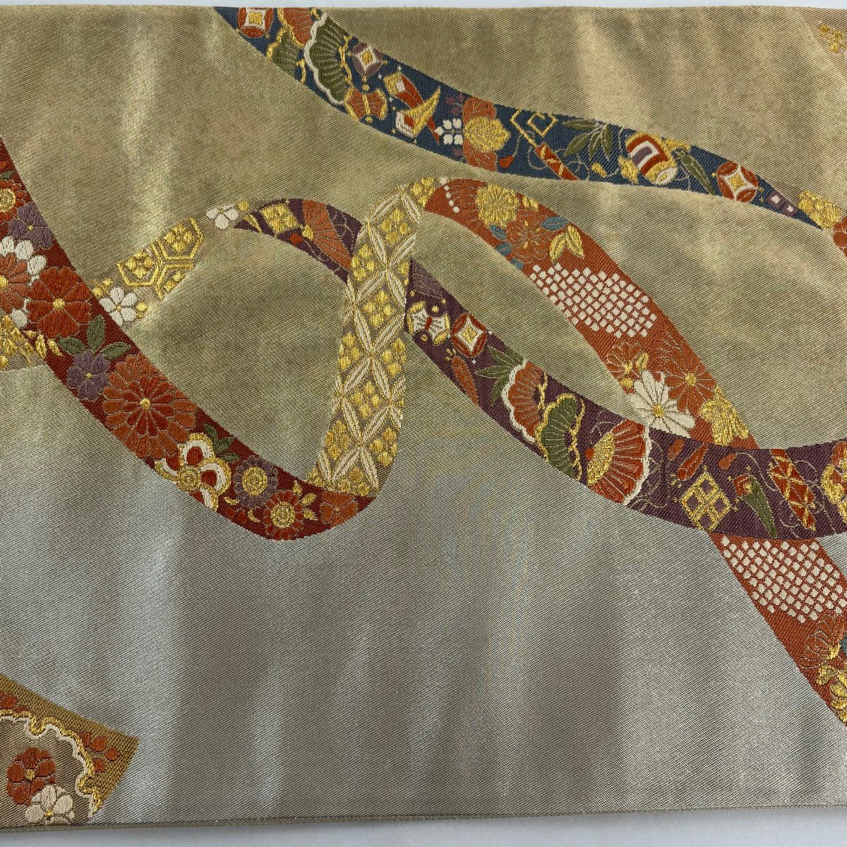 【美品】 袋帶 秀品級 誰袖延壽文 草花紋紋 金絲刺繡 金色 六通 純蠶絲