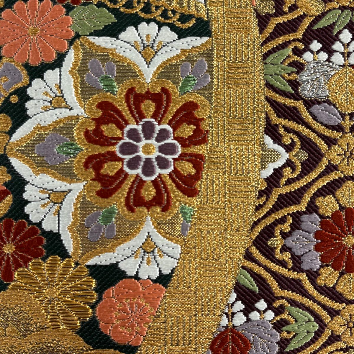 【美品】 袋帶 秀品級 落款あり 華紋 波頭 刺繡 金銀彩 濃紫 六通 純蠶絲