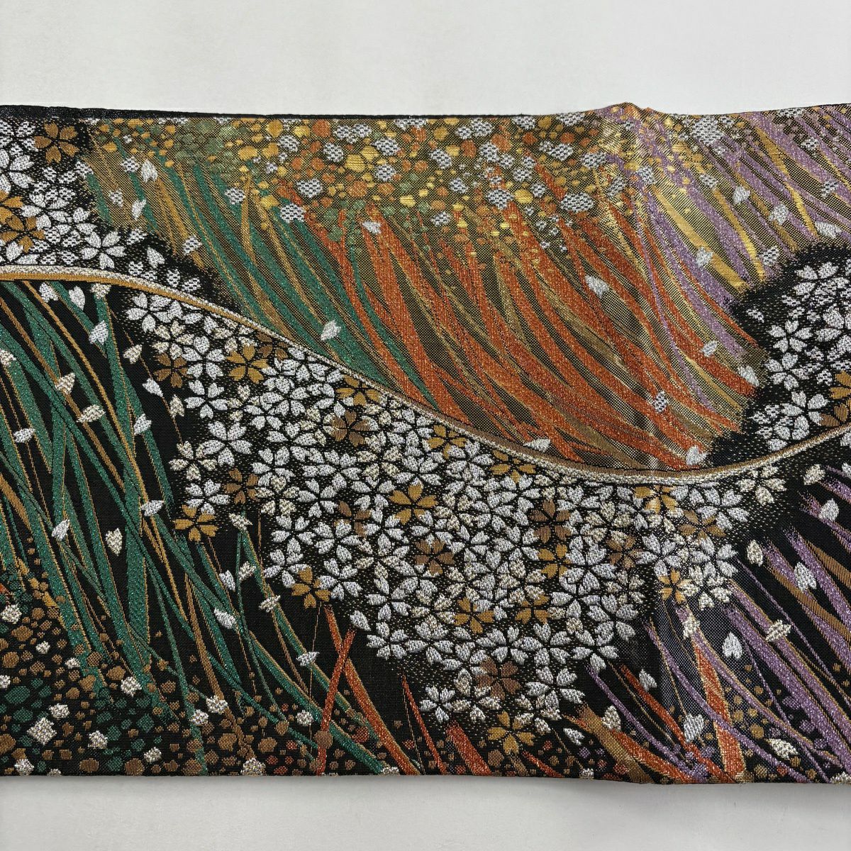 【美品】 袋帶 秀品級 樱花 芝 金銀線 金金箔 黑 六通 純蠶絲