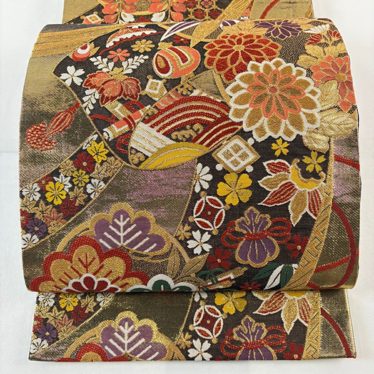 【美品】 袋帶 秀品級 寶盡くし 花丸紋 金絲 金金箔 金色 六通 純蠶絲