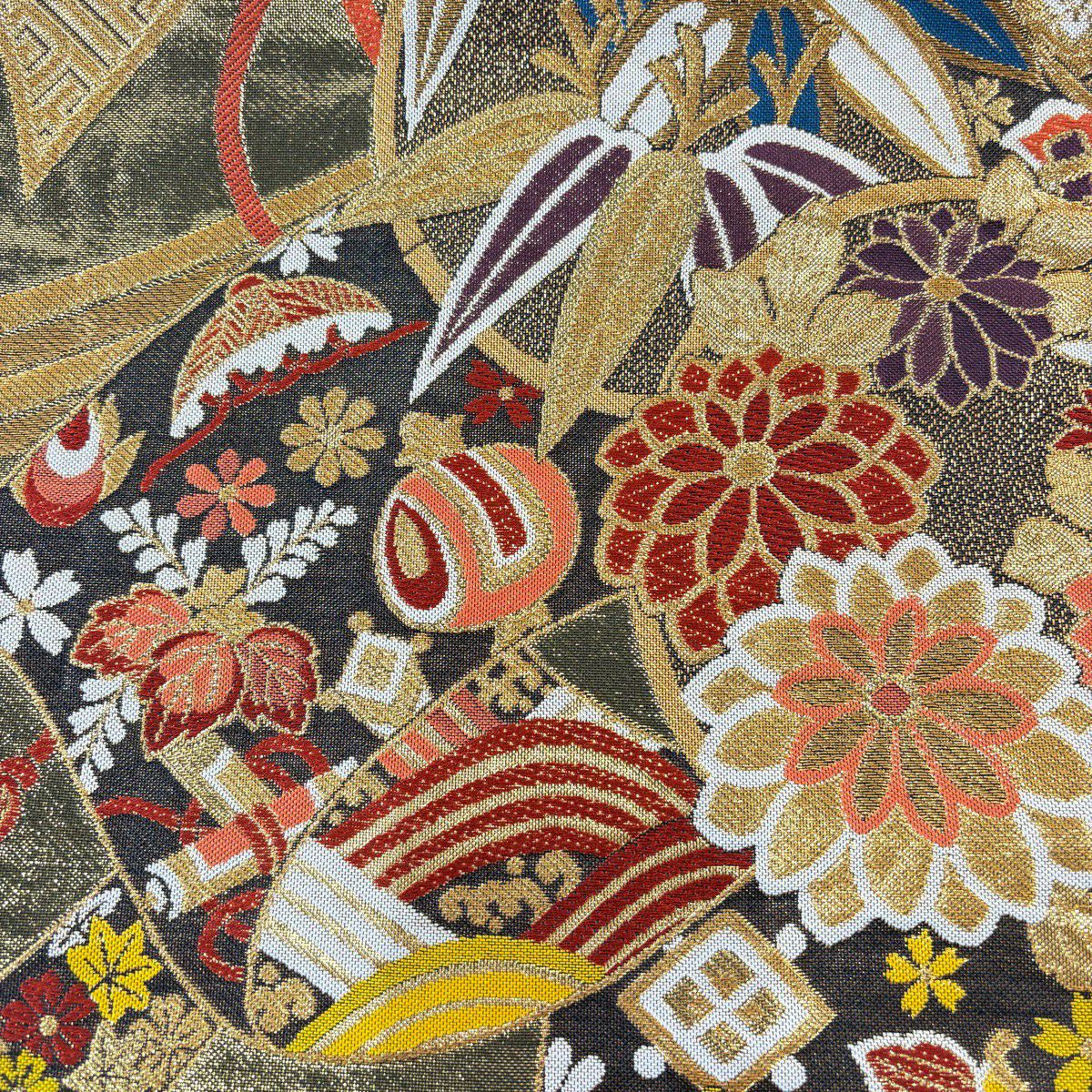 【美品】 袋帶 秀品級 寶盡くし 花丸紋 金絲 金金箔 金色 六通 純蠶絲
