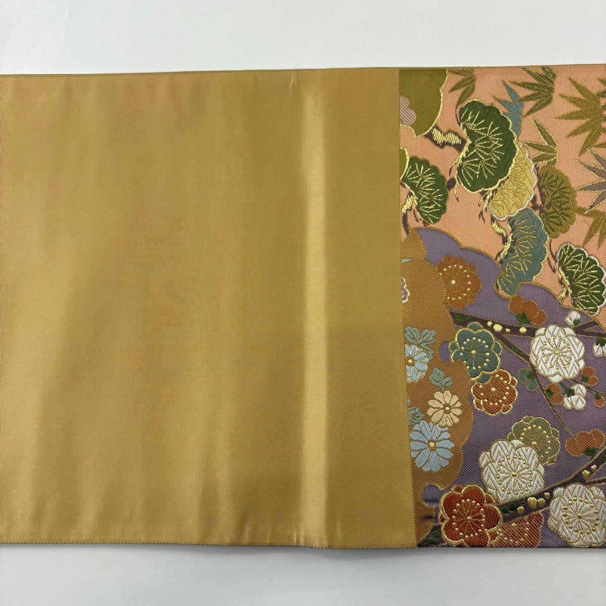 【美品】 袋帶 秀品級 松樹竹子梅花 寶盡くし 金金箔 唐織 米色 六通 純蠶絲