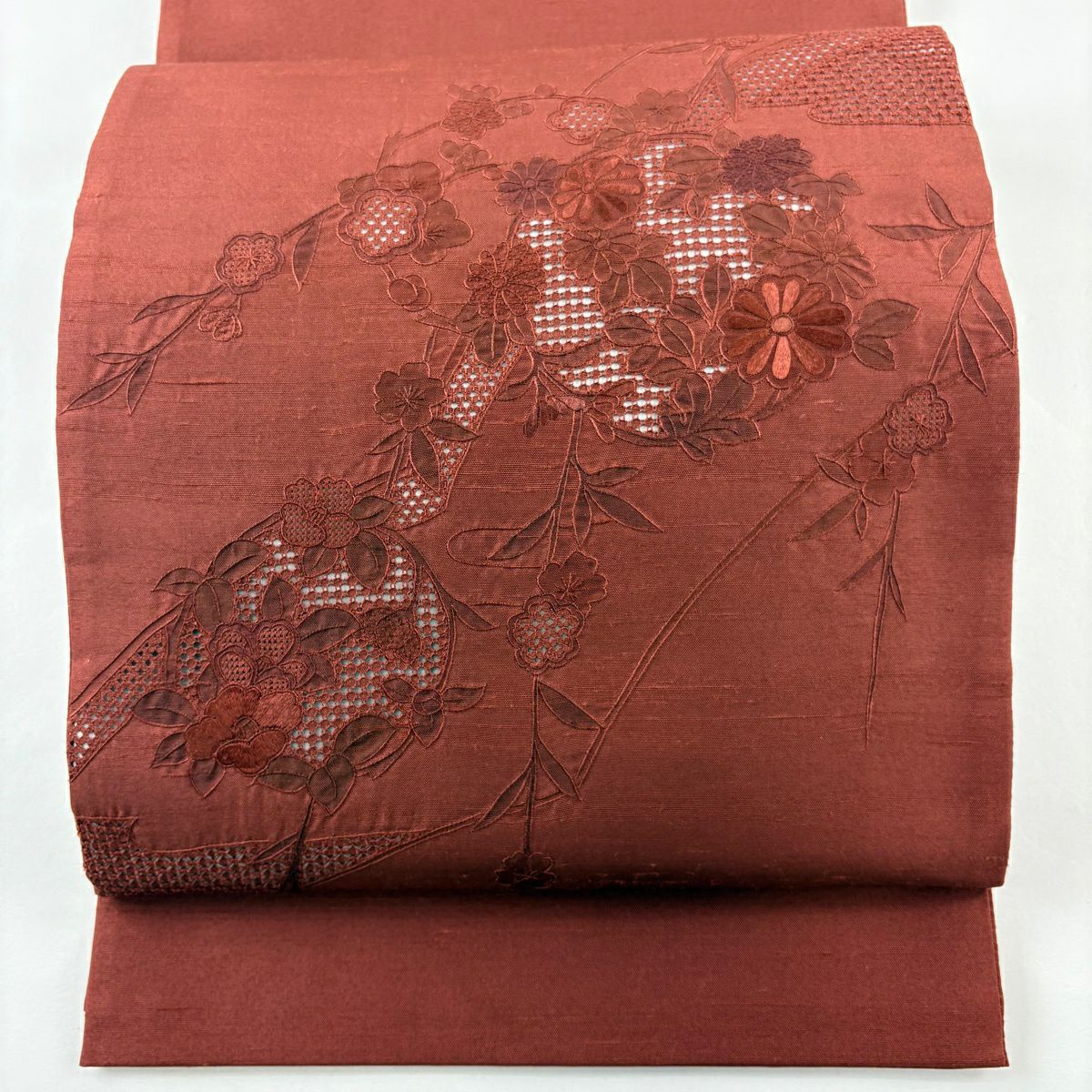 【美品】 袋帶 秀品級 紬織織 花丸紋 枝梅花 蘇州刺繡 紅茶 お太鼓柄 純蠶絲