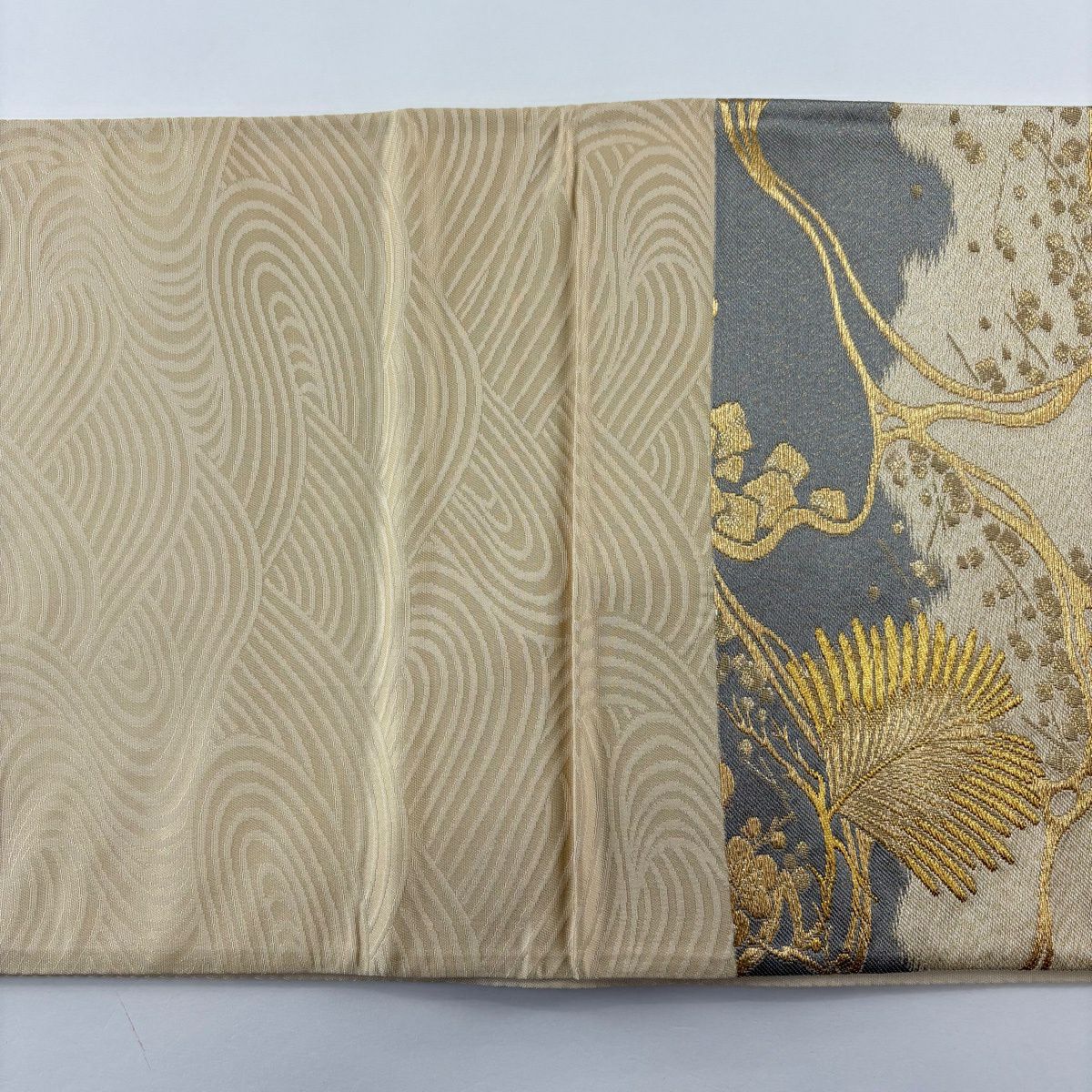 【美品】 袋帶 秀品級 若松樹 梅花 金絲 金金箔 米色 六通 純蠶絲