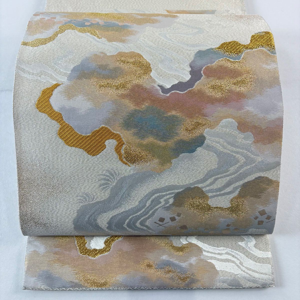 【美品】 袋帶 秀品級 有落款 關西仕立 瑞雲流水紋 金銀彩 金金箔 米色 大鼓圖案 純蠶絲