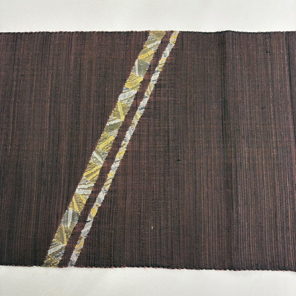 【美品】 名古屋帶 優品級 八寸名古屋帶 松樹葉仕立 幾何學 金銀彩 茶紫 純蠶絲