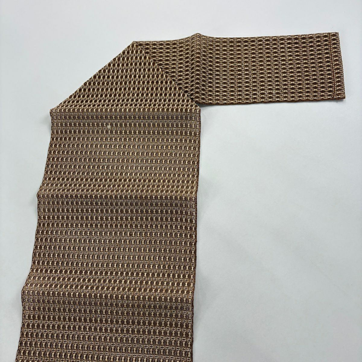 【美品】名古屋帶 秀品級 夏帶 八寸名古屋帶 松樹葉仕立 幾何學 茶 純蠶絲