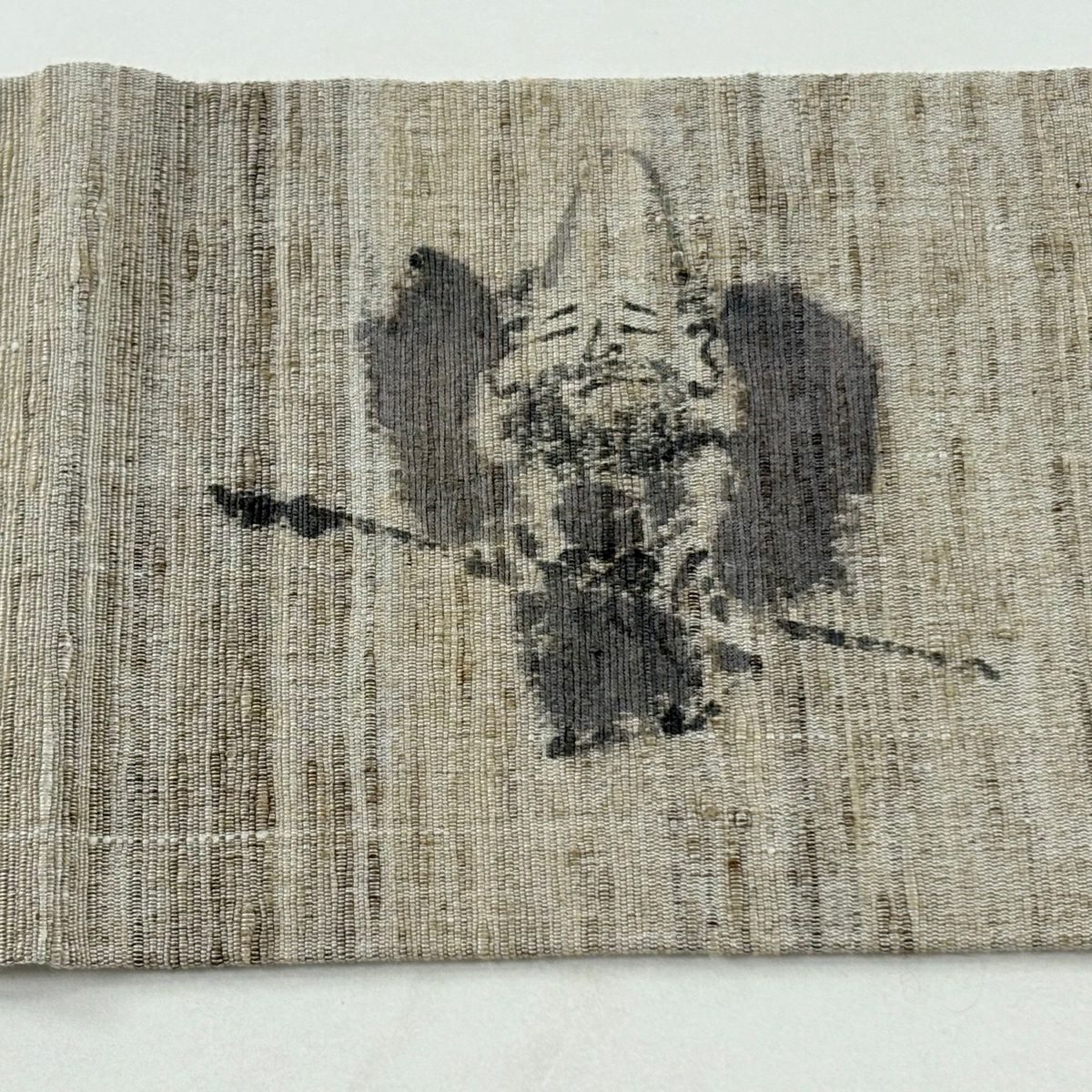 【美品】 名古屋帶 名品級 落款あり 紬織織 福祿壽 灰茶 純蠶絲
