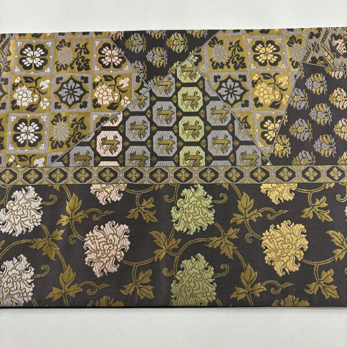 【美品】 袋帶 名品級 金金箔屋清兵衛 落款 西陣織 花唐草紋 雞冠花 金金箔 灰紫 六通 純蠶絲
