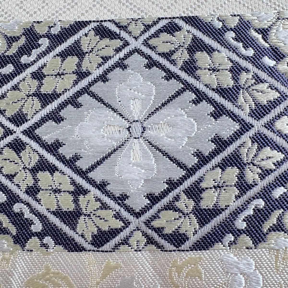 袋帶 名品級 鈴乃屋 正倉紋樣 刺繡 米色 六通 純蠶絲