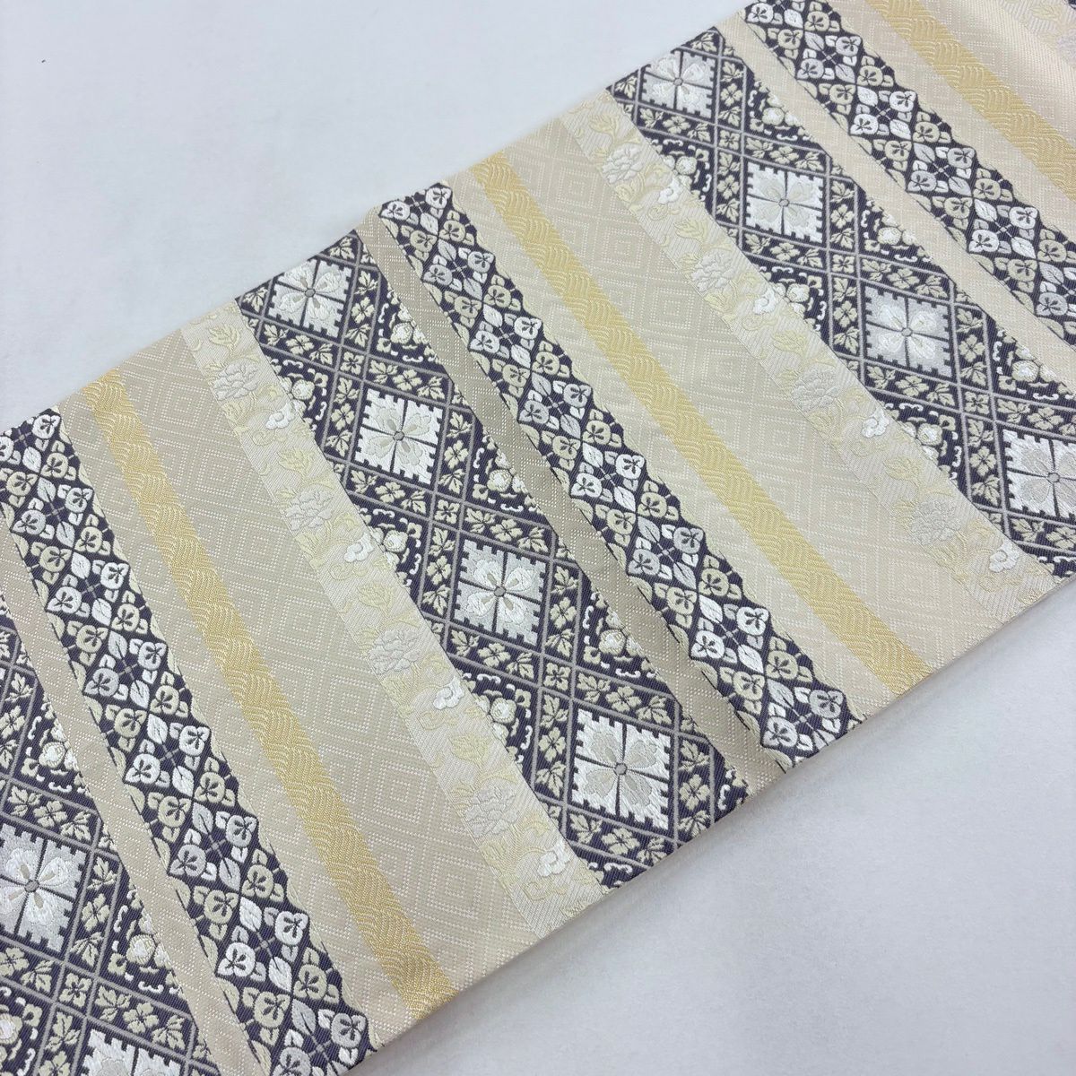 袋帶 名品級 鈴乃屋 正倉紋樣 刺繡 米色 六通 純蠶絲