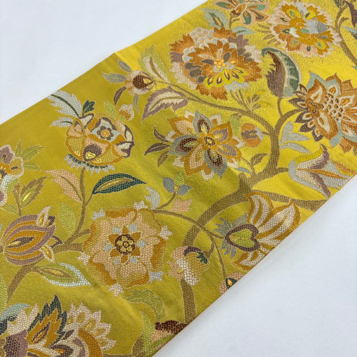 【美品】 袋帶 名品級 草花紋 金糸 芥末色 六通 純蠶絲