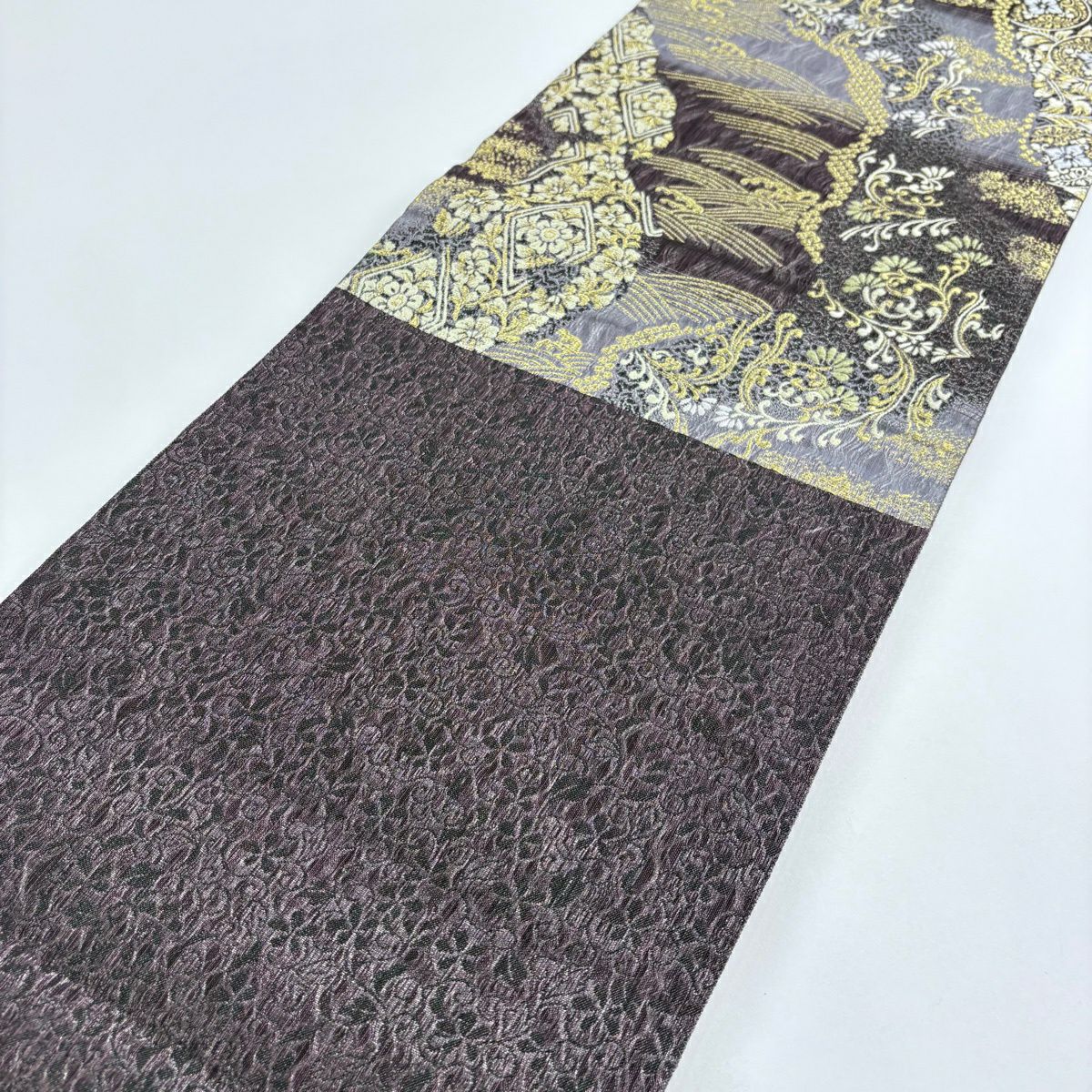 【美品】 袋帶 名品級 花唐草紋 華紋 金絲 刺繡 茶紫 六通 純蠶絲