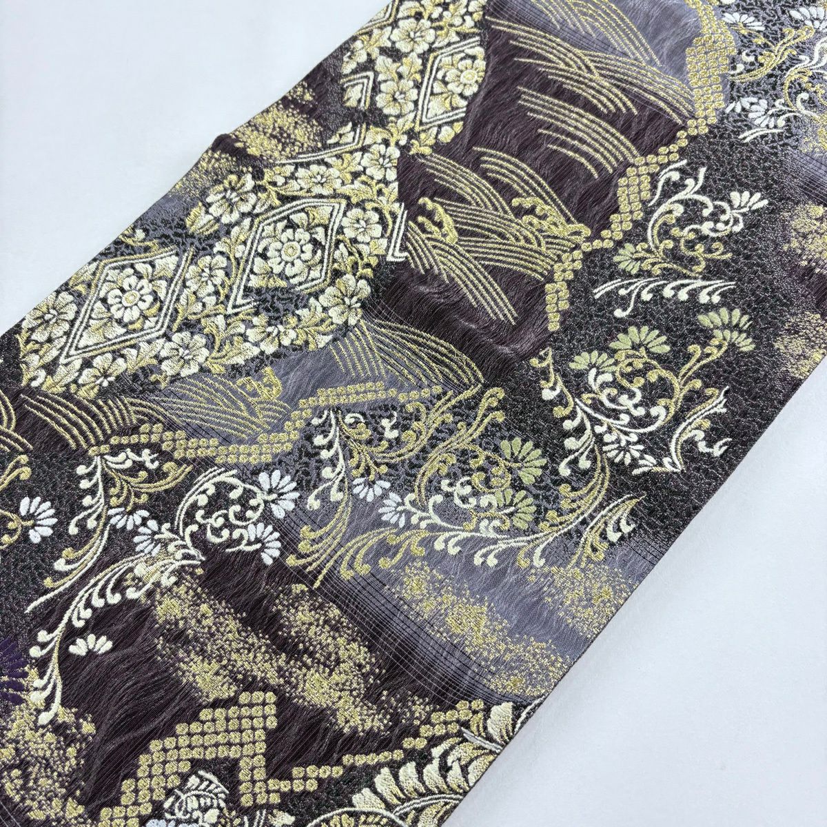 【美品】 袋帶 名品級 花唐草紋 華紋 金絲 刺繡 茶紫 六通 純蠶絲