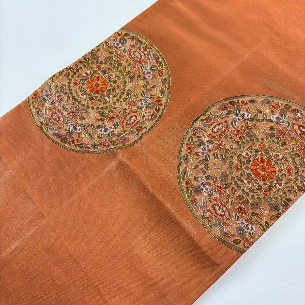 【美品】 袋帶 名品級 證書齊全 華紋 草花紋紋 金絲刺繡 橙色 大鼓圖案 純蠶絲