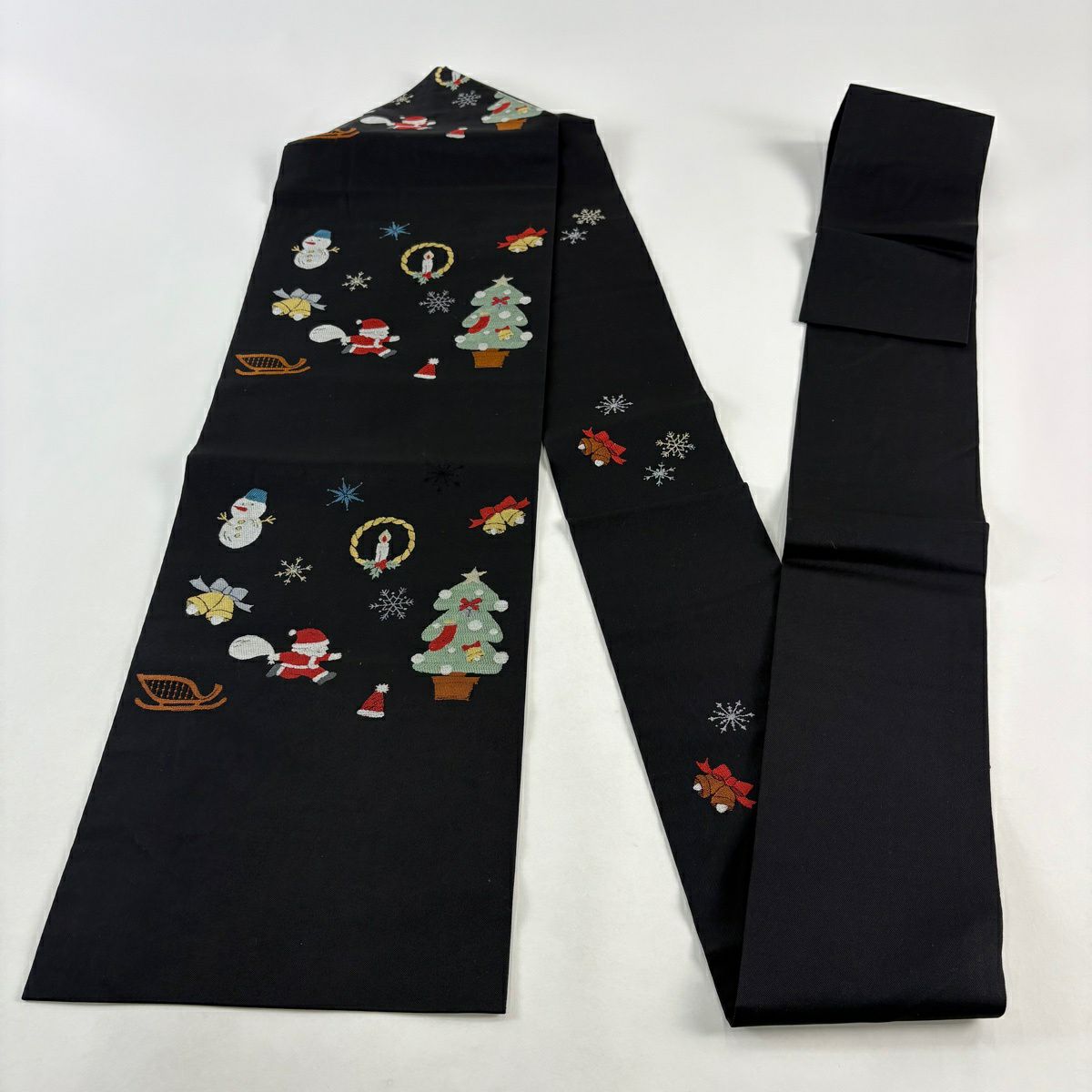 【美品】名古屋帶 逸品級 聖誕節 聖誕老人 黑 純蠶絲